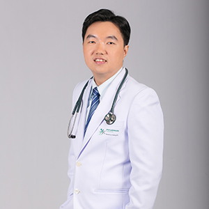 DR.THEERAYUT JONGWUTIWES 提拉育